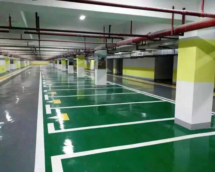 環氧地坪漆施工后變色如何預防？