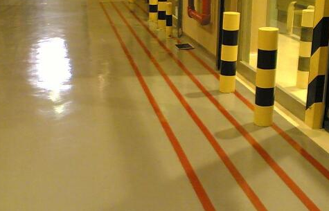 環氧地坪漆出現滲色和浮色原因是什么？如何解決？